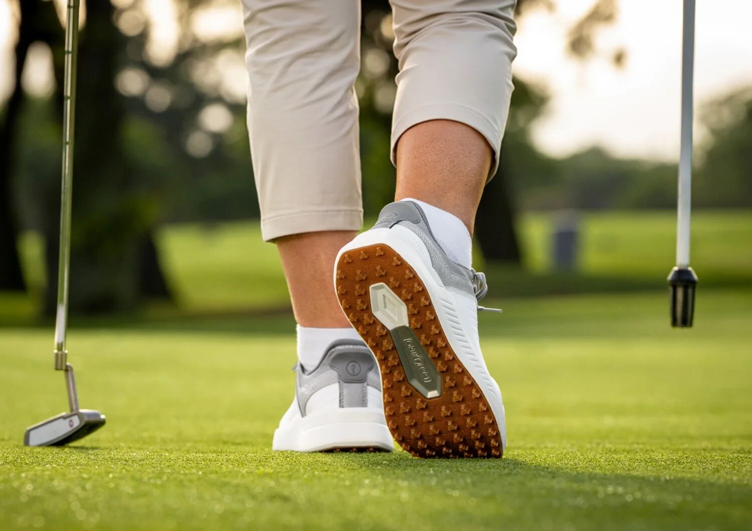 Approach Shot Hands-Free Golf - White/Silver - Image 13